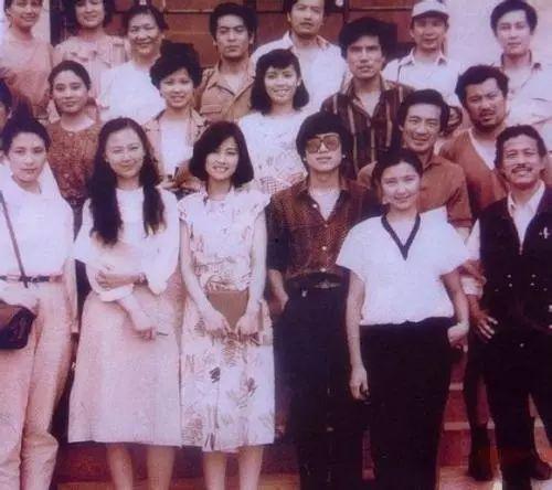 明星合影照片,明星合影背后的精彩瞬间